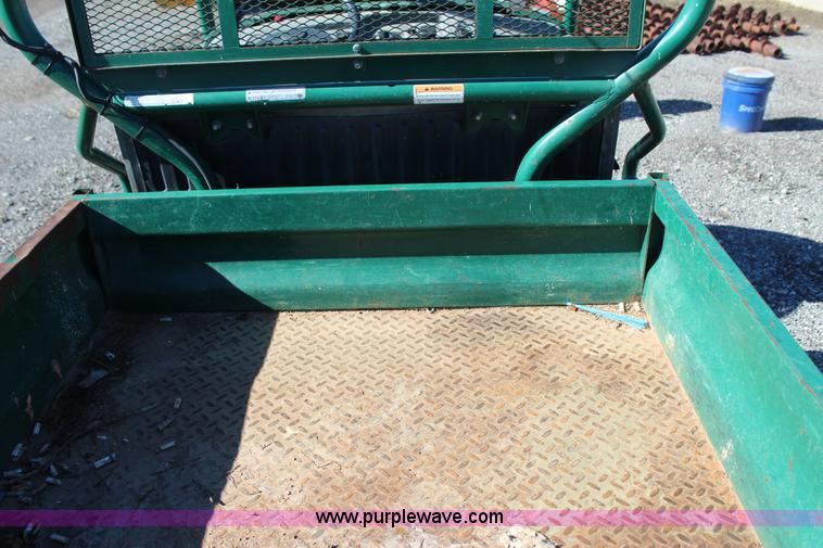 image for item J7741 2007 Kawasaki Mule 610 utility vehicle