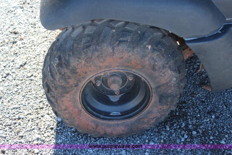 image for item J7741 2007 Kawasaki Mule 610 utility vehicle