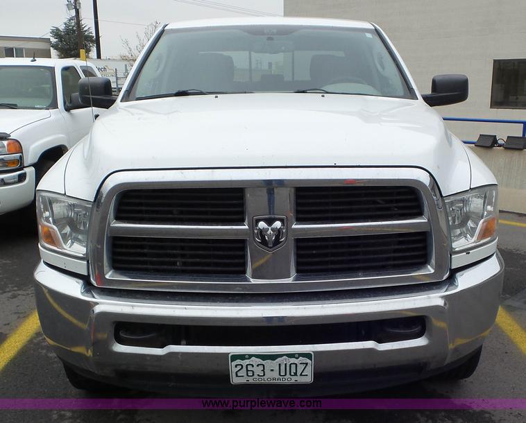image for item J8466 2011 Dodge Ram 2500 Crew Cab pickup truck