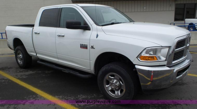 image for item J8466 2011 Dodge Ram 2500 Crew Cab pickup truck