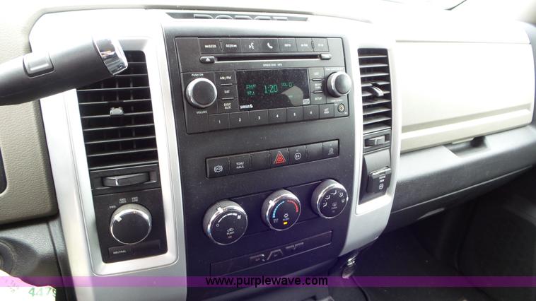 image for item J8466 2011 Dodge Ram 2500 Crew Cab pickup truck