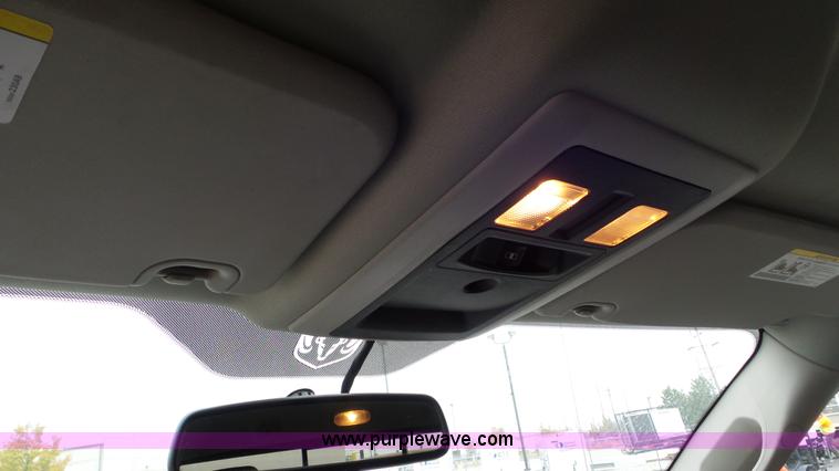 image for item J8466 2011 Dodge Ram 2500 Crew Cab pickup truck