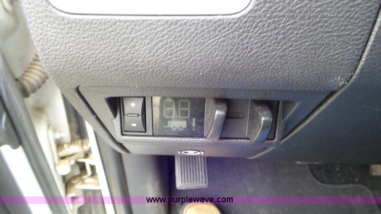 image for item J8466 2011 Dodge Ram 2500 Crew Cab pickup truck