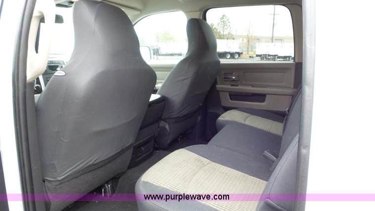 image for item J8466 2011 Dodge Ram 2500 Crew Cab pickup truck