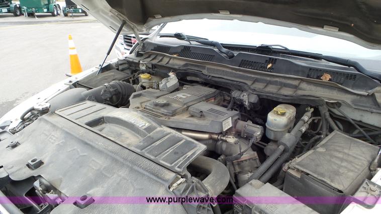 image for item J8466 2011 Dodge Ram 2500 Crew Cab pickup truck