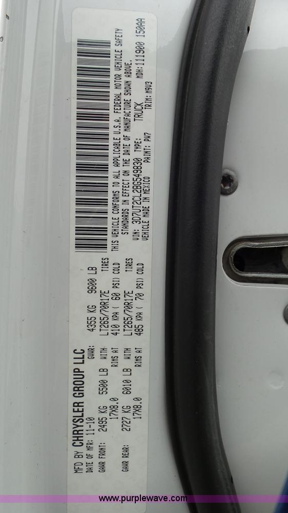 image for item J8466 2011 Dodge Ram 2500 Crew Cab pickup truck