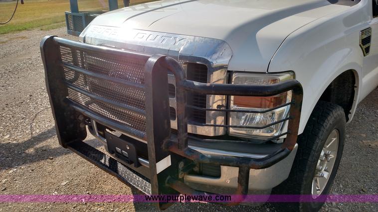 image for item K1218 2008 Ford F250 Super Duty XLT Crew Cab pickup truck
