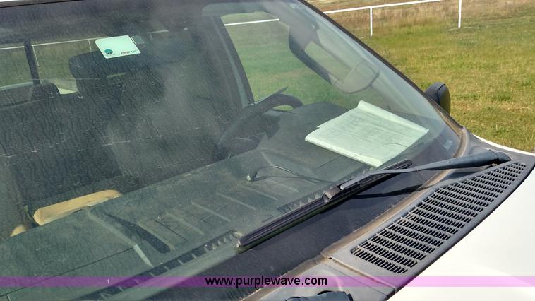 image for item K1218 2008 Ford F250 Super Duty XLT Crew Cab pickup truck