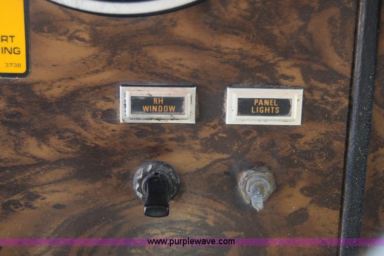 image for item K4915 1994 Kenworth T800 dump truck