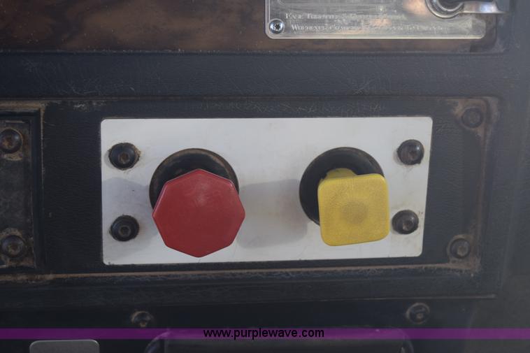 image for item K4915 1994 Kenworth T800 dump truck