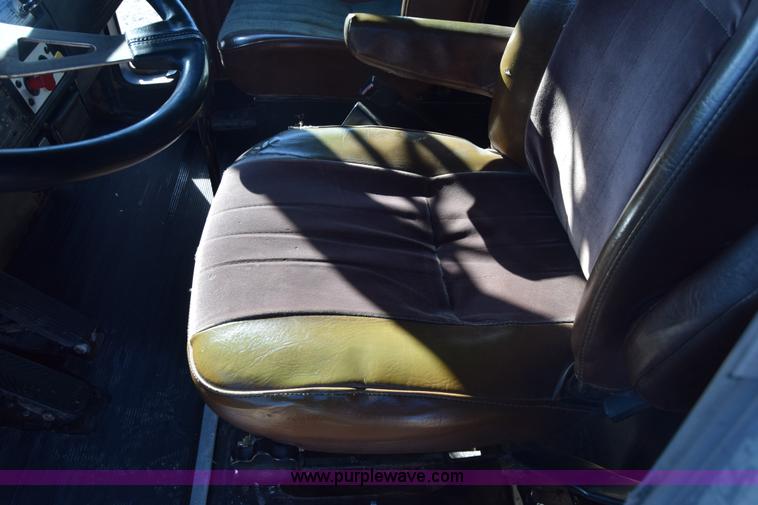 image for item K4915 1994 Kenworth T800 dump truck