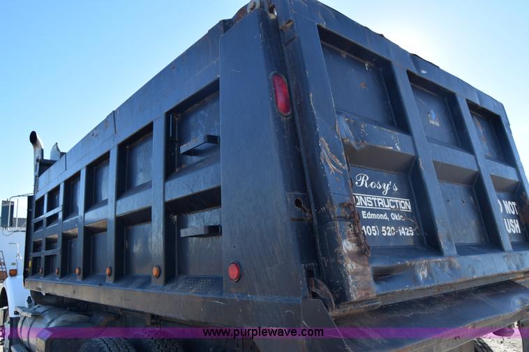 image for item K4915 1994 Kenworth T800 dump truck