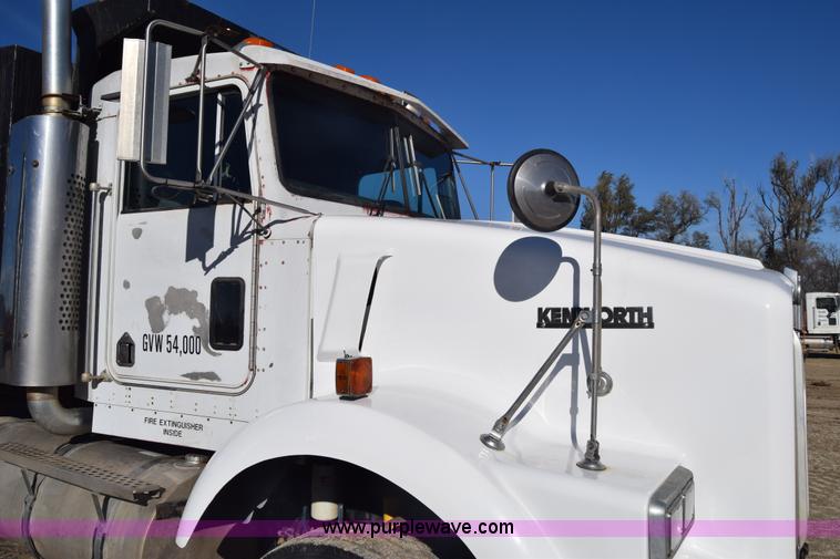 image for item K4915 1994 Kenworth T800 dump truck