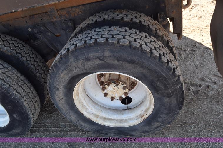 image for item K4915 1994 Kenworth T800 dump truck