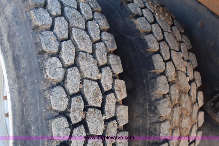 image for item K4915 1994 Kenworth T800 dump truck