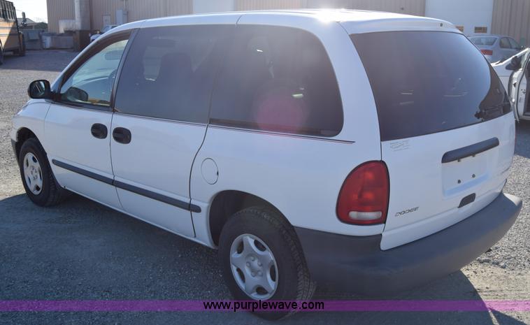 image for item K4966 1999 Dodge Caravan van