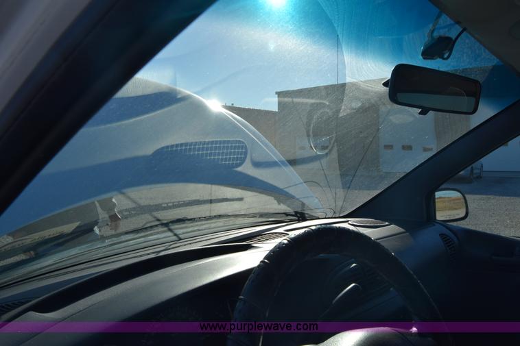 image for item K4966 1999 Dodge Caravan van