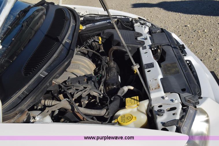 image for item K4966 1999 Dodge Caravan van