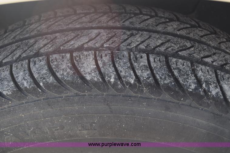 image for item K4966 1999 Dodge Caravan van