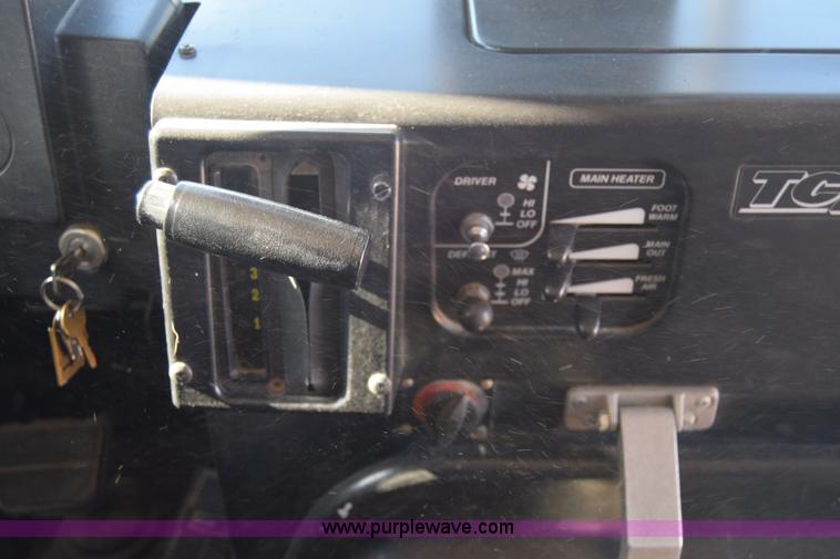 image for item K4967 1994 Blue Bird TC2000 school bus