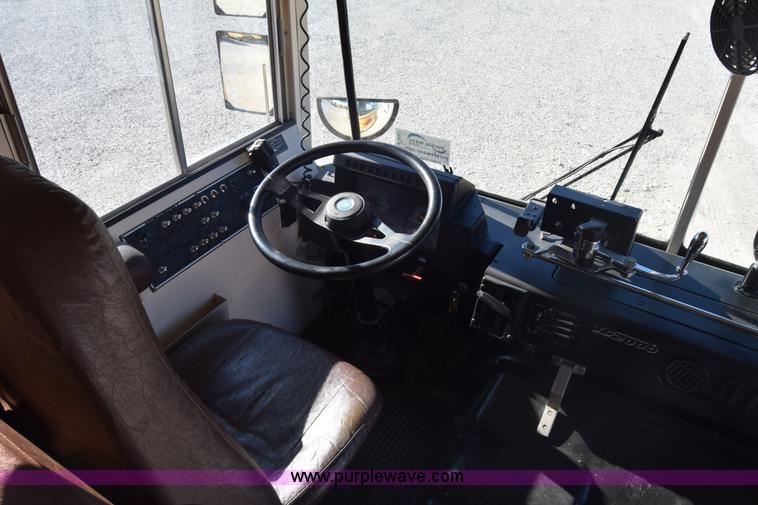 image for item K4967 1994 Blue Bird TC2000 school bus