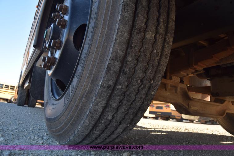 image for item K4967 1994 Blue Bird TC2000 school bus