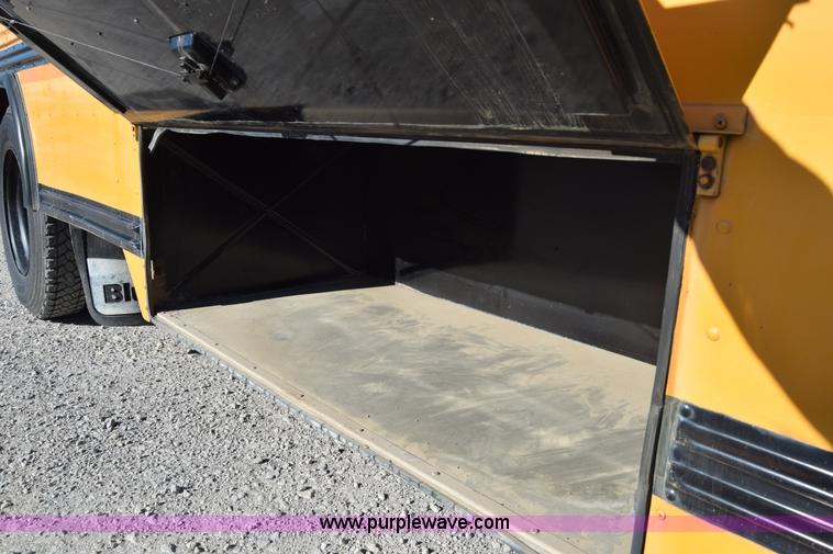 image for item K4967 1994 Blue Bird TC2000 school bus