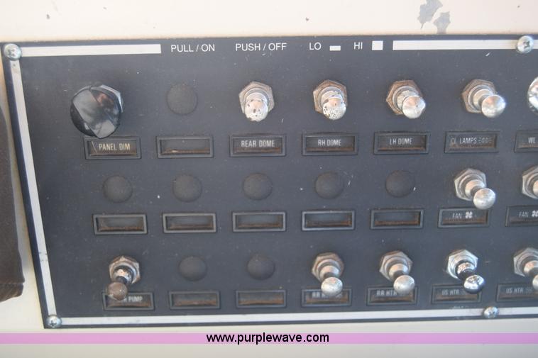 image for item K4968 1993 Blue Bird TC2000 school bus