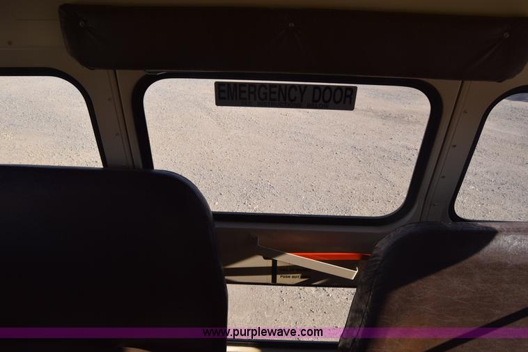 image for item K4968 1993 Blue Bird TC2000 school bus