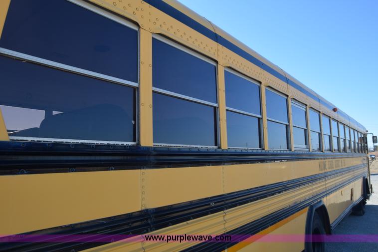 image for item K4968 1993 Blue Bird TC2000 school bus