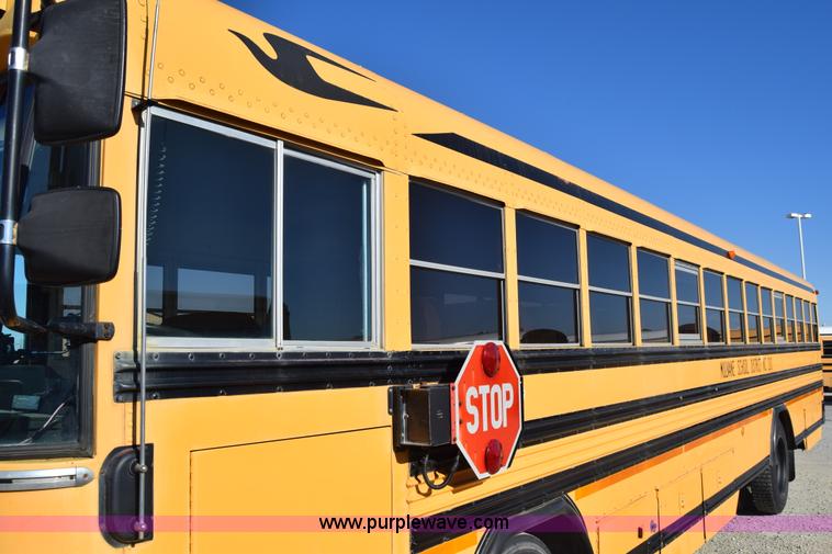 image for item K4968 1993 Blue Bird TC2000 school bus