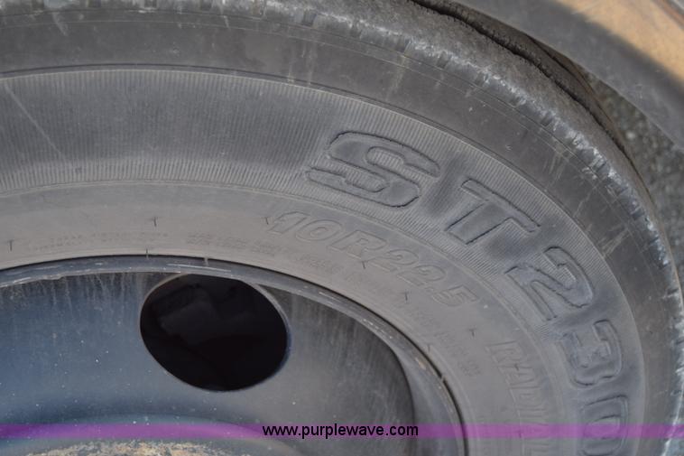 image for item K4969 1997 Blue Bird TC2000 school bus