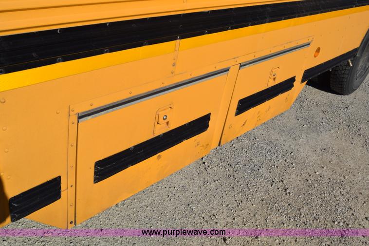 image for item K4969 1997 Blue Bird TC2000 school bus