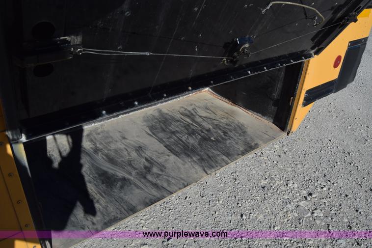 image for item K4969 1997 Blue Bird TC2000 school bus