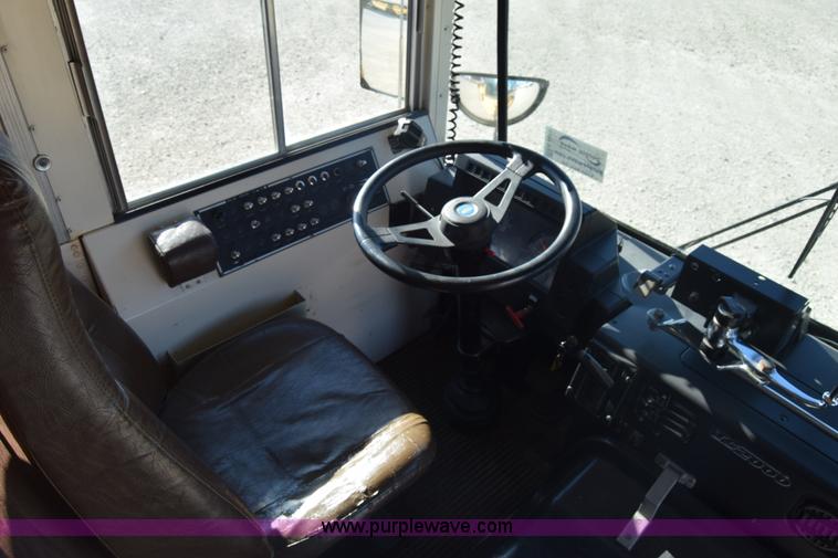 image for item K4971 1994 Blue Bird TC2000 school bus