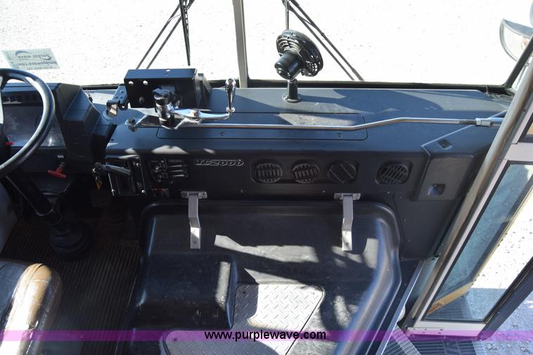 image for item K4971 1994 Blue Bird TC2000 school bus