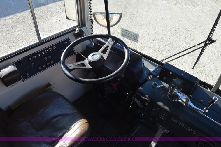 image for item K4971 1994 Blue Bird TC2000 school bus