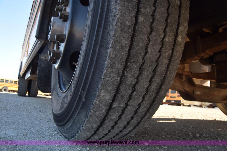 image for item K4971 1994 Blue Bird TC2000 school bus