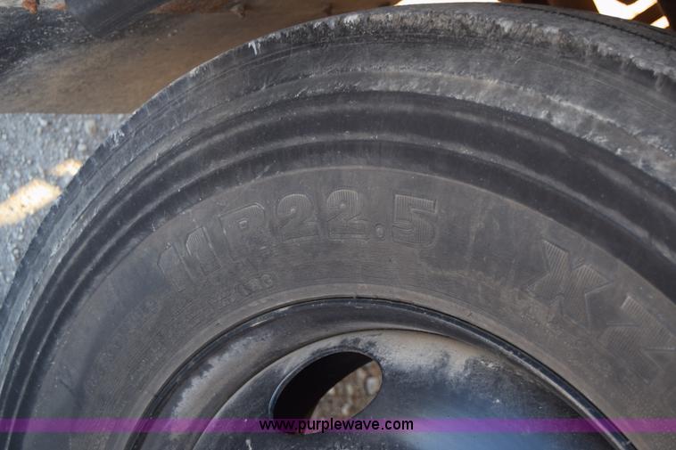 image for item K4971 1994 Blue Bird TC2000 school bus