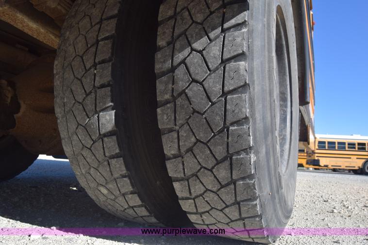 image for item K4971 1994 Blue Bird TC2000 school bus