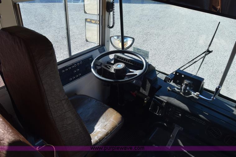 image for item K4972 1994 Blue Bird TC2000 school bus