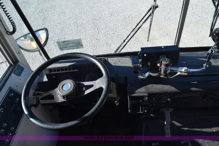 image for item K4972 1994 Blue Bird TC2000 school bus