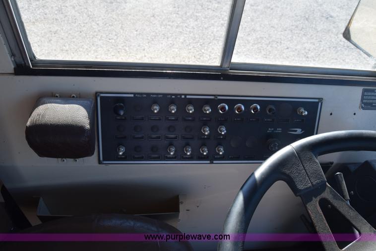 image for item K4972 1994 Blue Bird TC2000 school bus