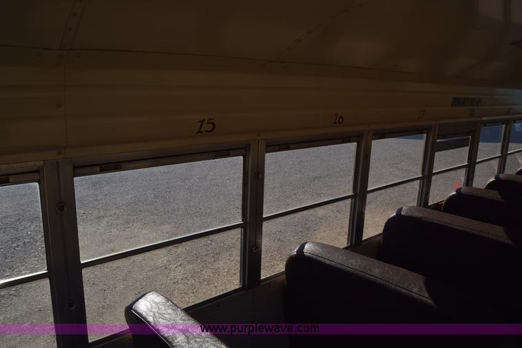 image for item K4972 1994 Blue Bird TC2000 school bus