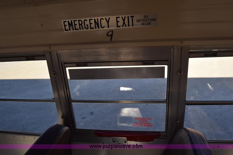 image for item K4972 1994 Blue Bird TC2000 school bus