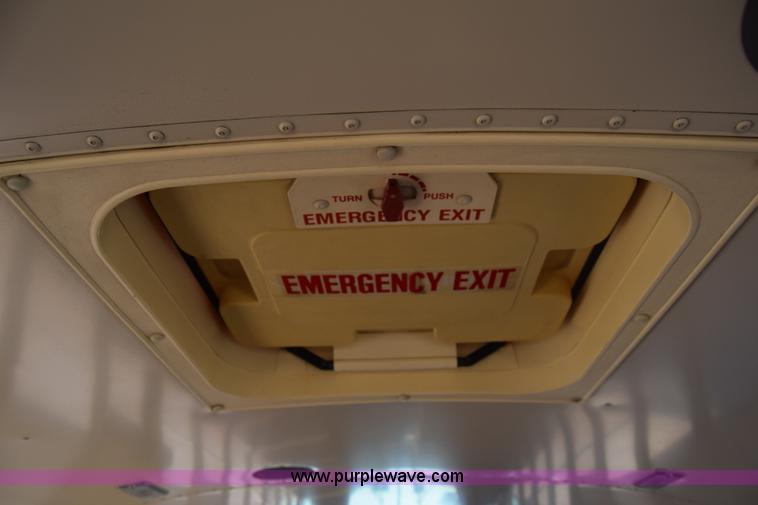 image for item K4972 1994 Blue Bird TC2000 school bus