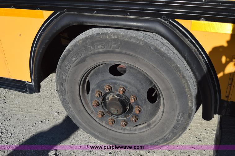 image for item K4972 1994 Blue Bird TC2000 school bus