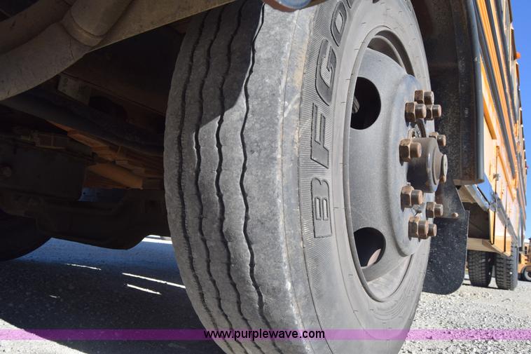 image for item K4972 1994 Blue Bird TC2000 school bus