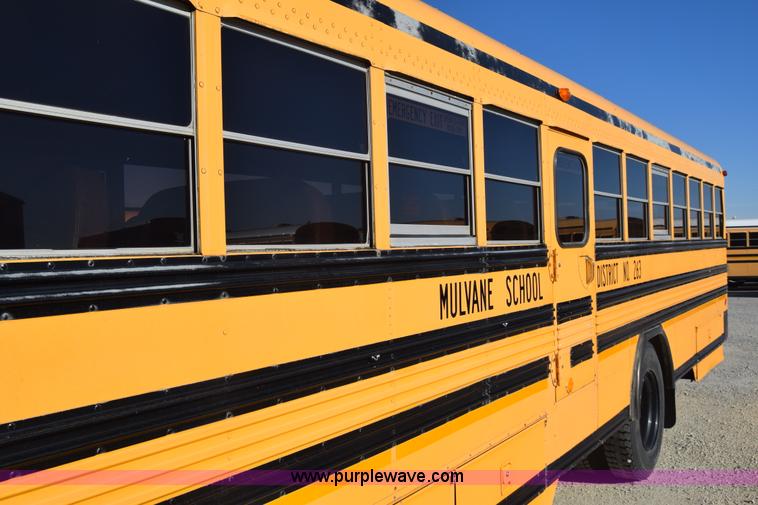 image for item K4972 1994 Blue Bird TC2000 school bus