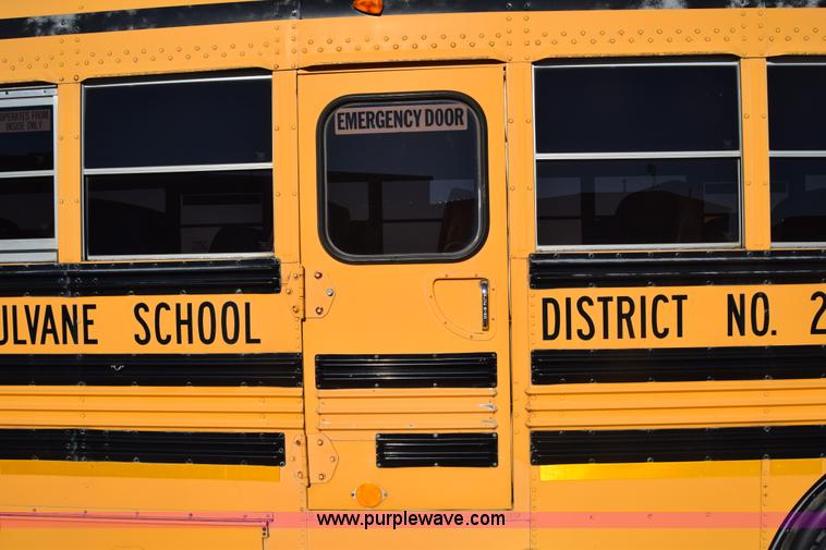 image for item K4972 1994 Blue Bird TC2000 school bus